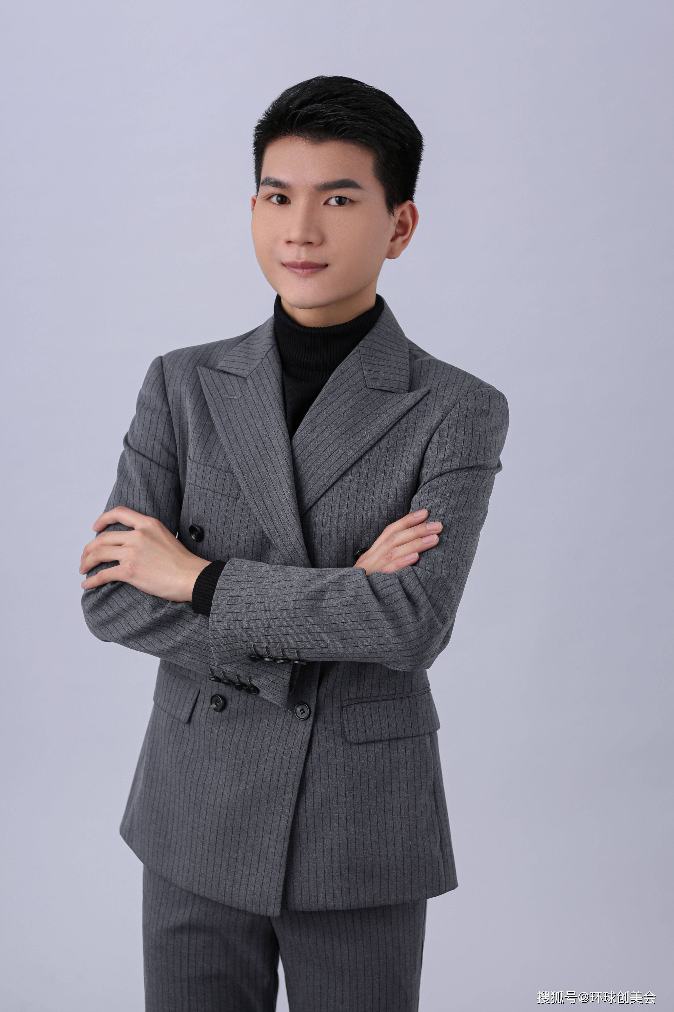 周三英 包装与印刷设计负责人